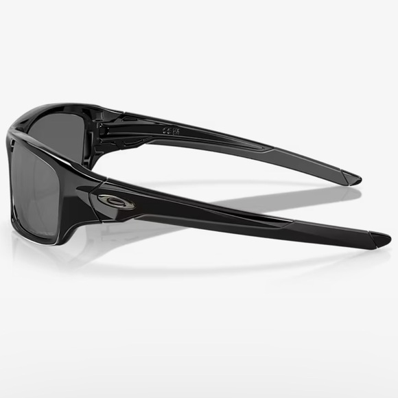 🕶️OAKLEY 🕶️ Valve Black Sunglasses OO9236 - Picture 5 of 15